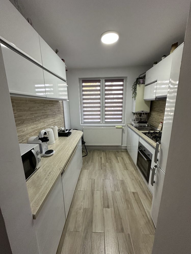 Apartament 2 camere complet mobilat - la cheie (str. Braii, Lupeni)