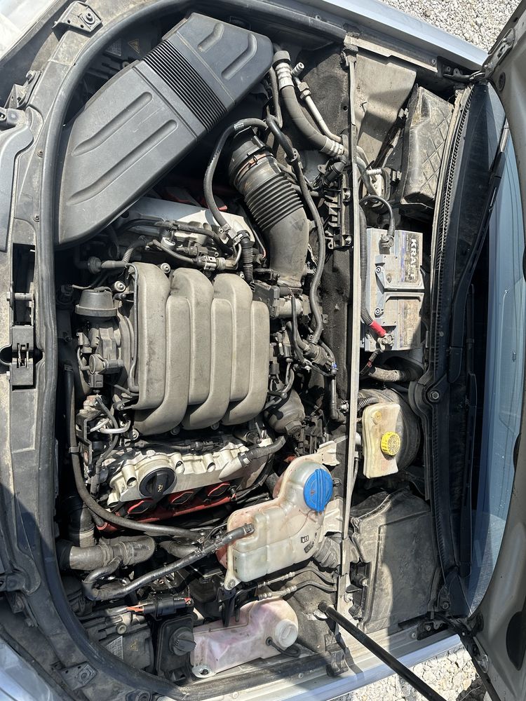 Двигател от Audi A4 3.2 FSI AUK