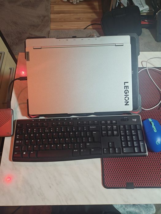 Laptop Gaming Lenovo