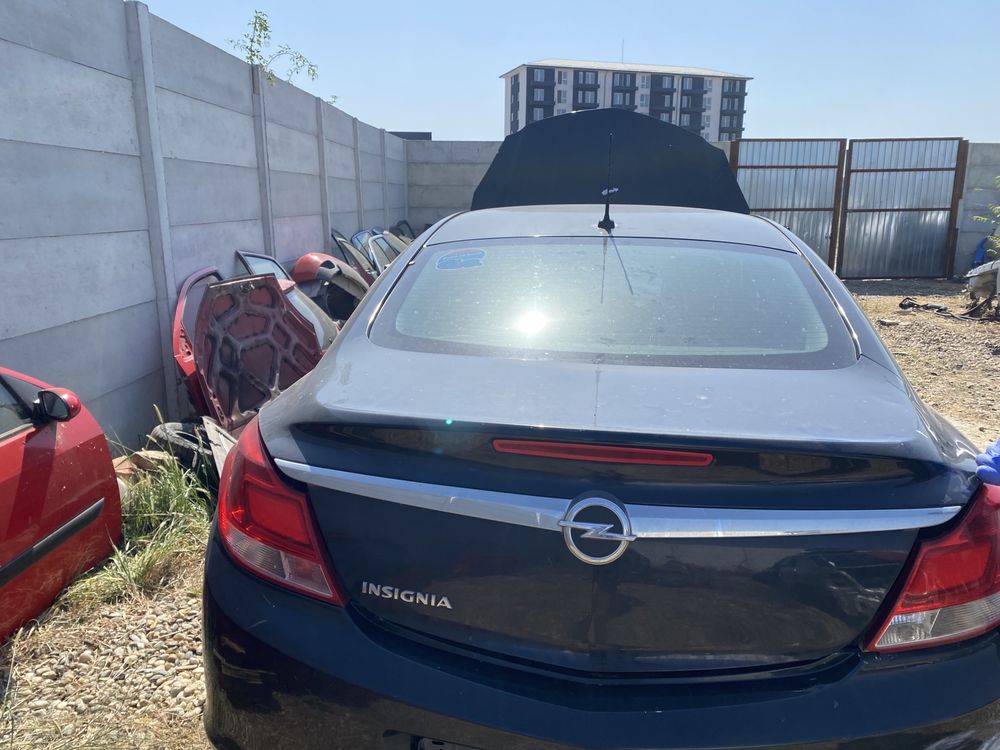 Vând USA Stanga spate Opel Insignia 2008-2018