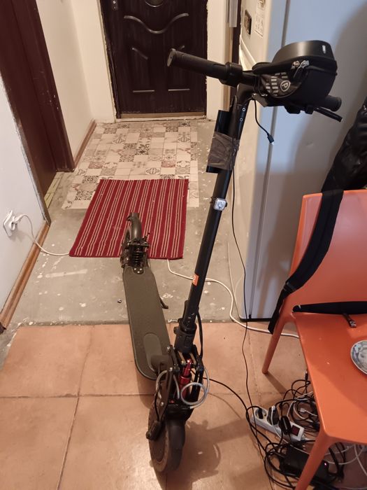 vand urgent mi scuter electric pro 2