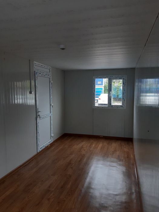 Container Tip Vitrina