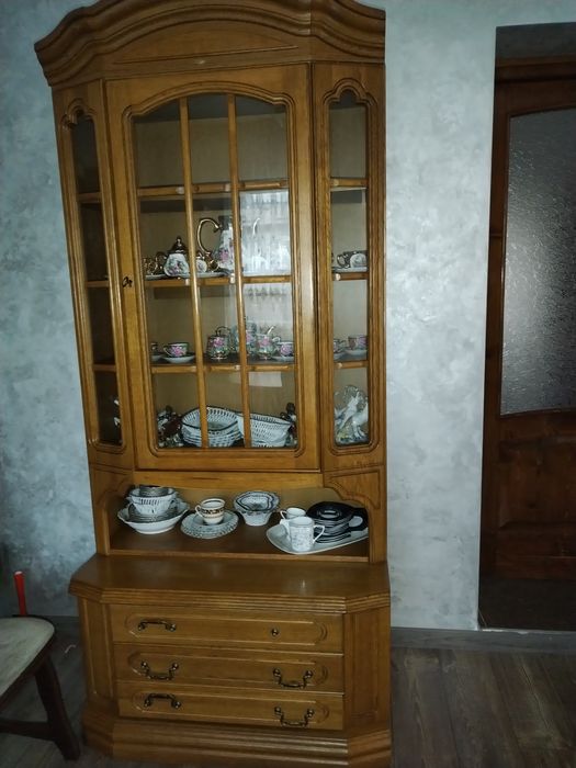 Mobila sufragerie+vitrina, lemn masiv