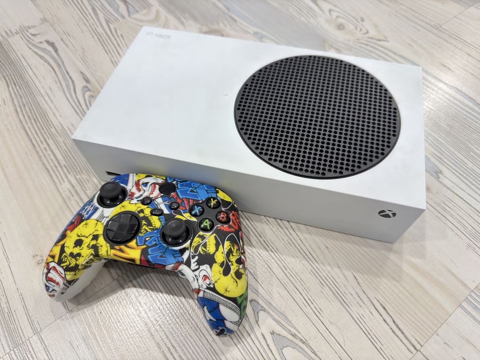 Xbox series s,отс,продам