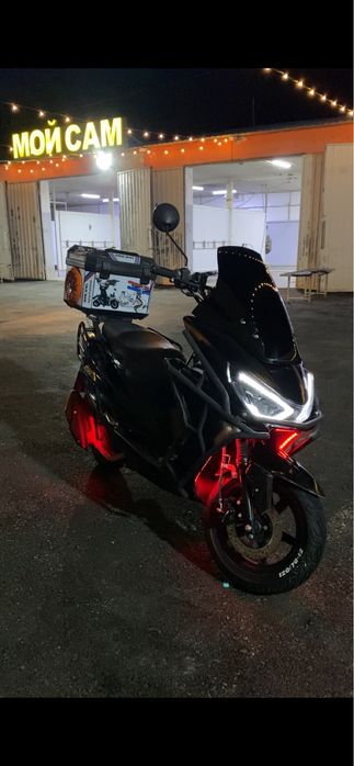 Мопед макси 180 куб