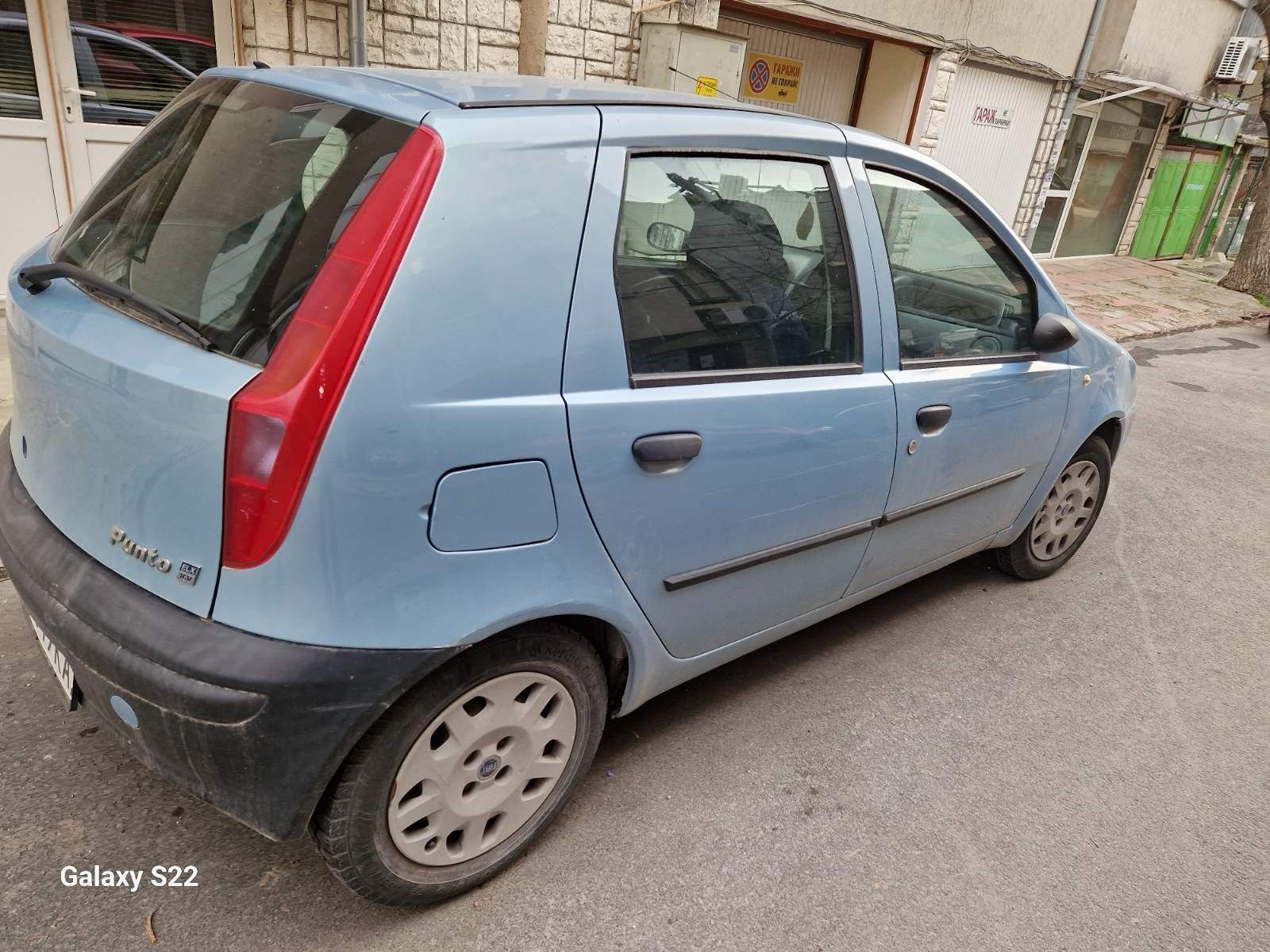 Fiat punto 2002 година