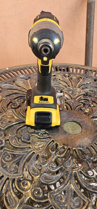 impact dewalt dcf887 brushless