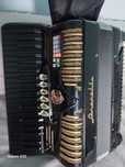 Vînd acordeon cu midi cu wireless