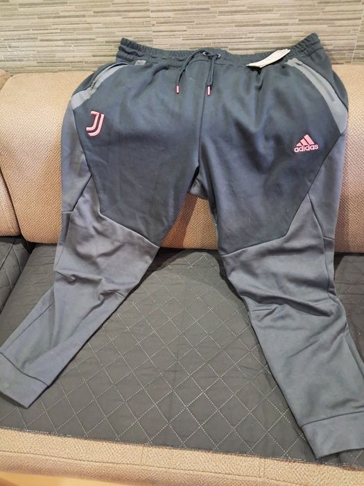 Анцунг Adidas оригинал за мъж