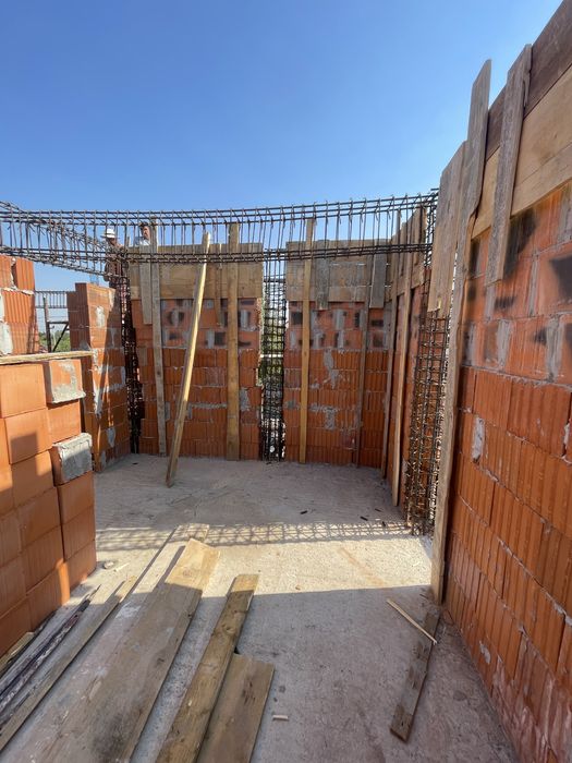 Constructii case cu predare la cheie/ renovari