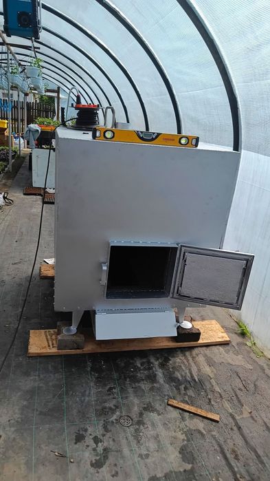 Cazan Aer Cald - Ideal pentru Hale, Ateliere, Solare, Service-uri