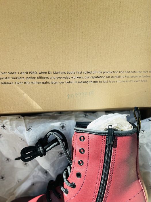 Dr. Martens 1460 Cherry red