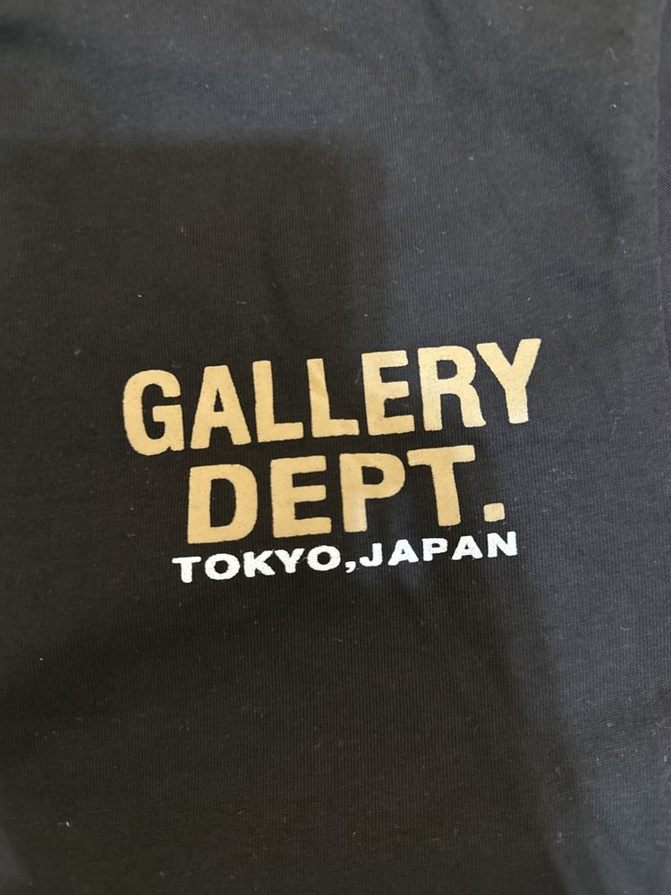 Gallery dept тениска черна