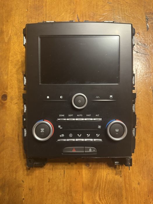 Vand navigatie renault megane 4