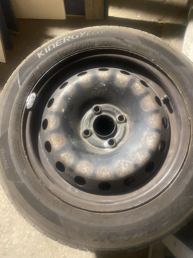 Fiat punto 4x100 hankook джанти/гуми