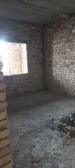 Kvartera sotiladi qiziltepadan 100 kv