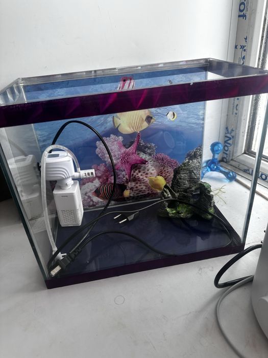 Продам Аквариум на 10-15 литров