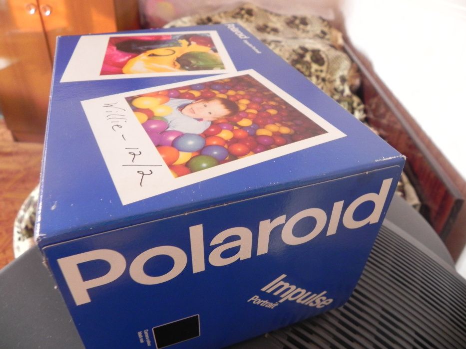 Продам новый фотоаппарат моментальной съёмки "Polaroid"