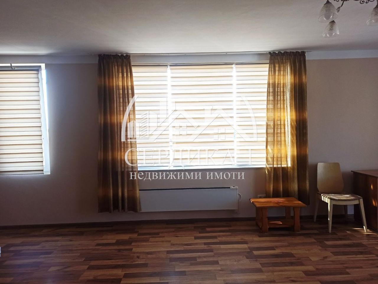 Продава се Двустаен апартамент в Разлог - 114 кв.м за 790 €/кв.м - Снимка #2
