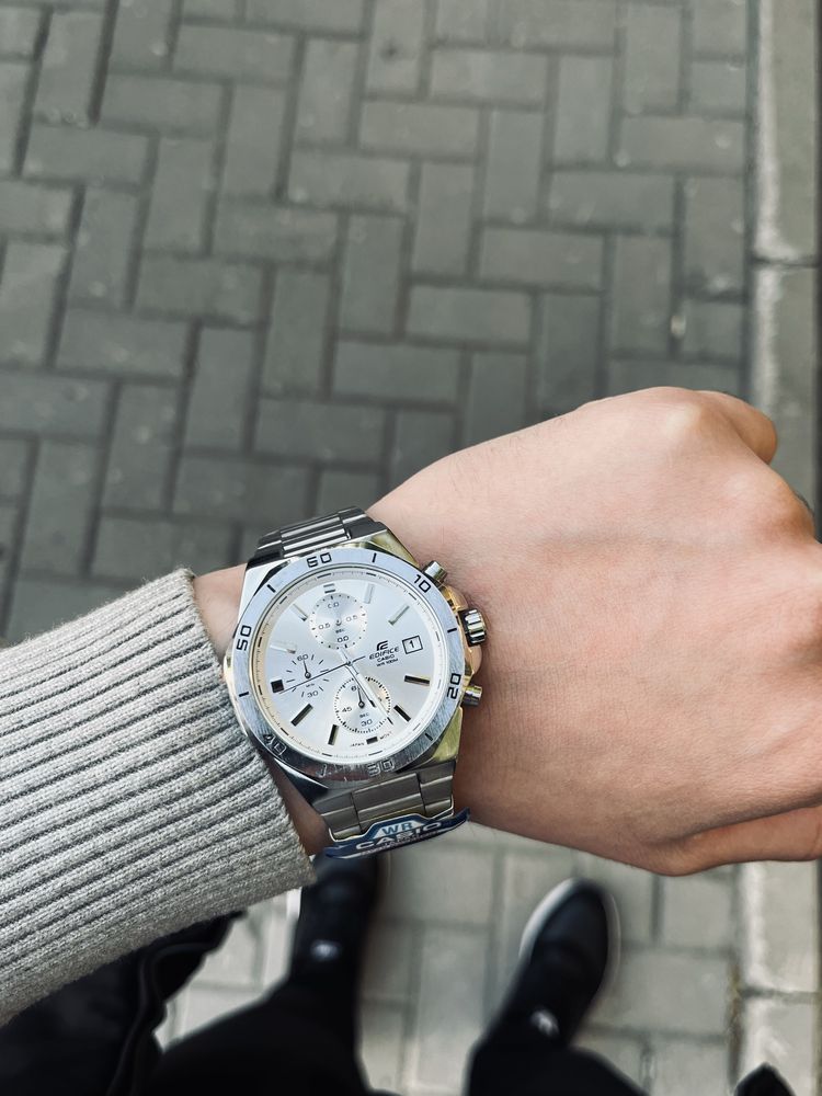 Casio Edifice.