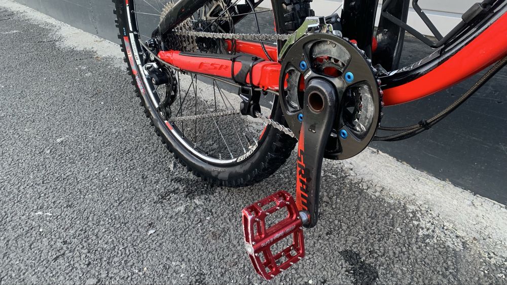 Vând Specialized Camber Comp, Full-Suspension, Mărime L