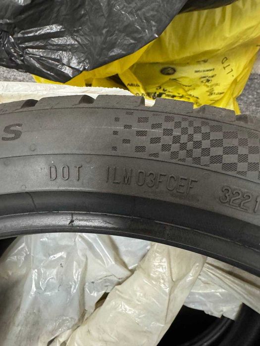 Спешно!Зимни гуми CONTINENTAL 275/35 R20 W XL и 245/40
300 лв. за брой