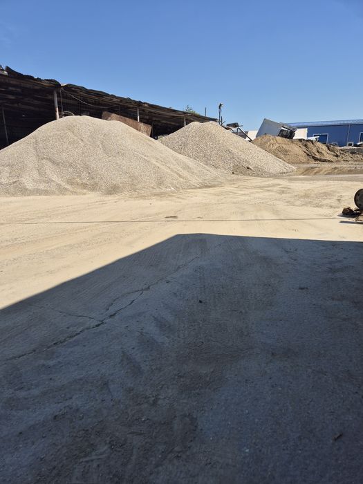 Nisip Margaritar Balastru Piatra Decorativa Voluntari Glina