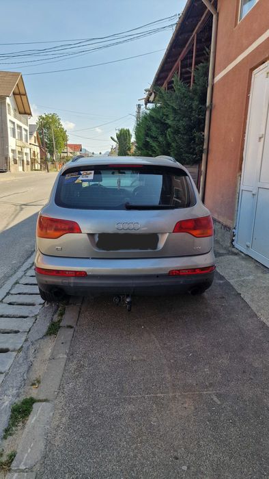 Vând Audi Q7, an fabricație 2007, motor 3.0 TDI