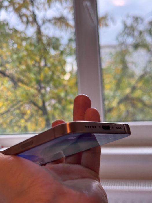iPhone 16 PRO 256 GB - 100 viața bateriei