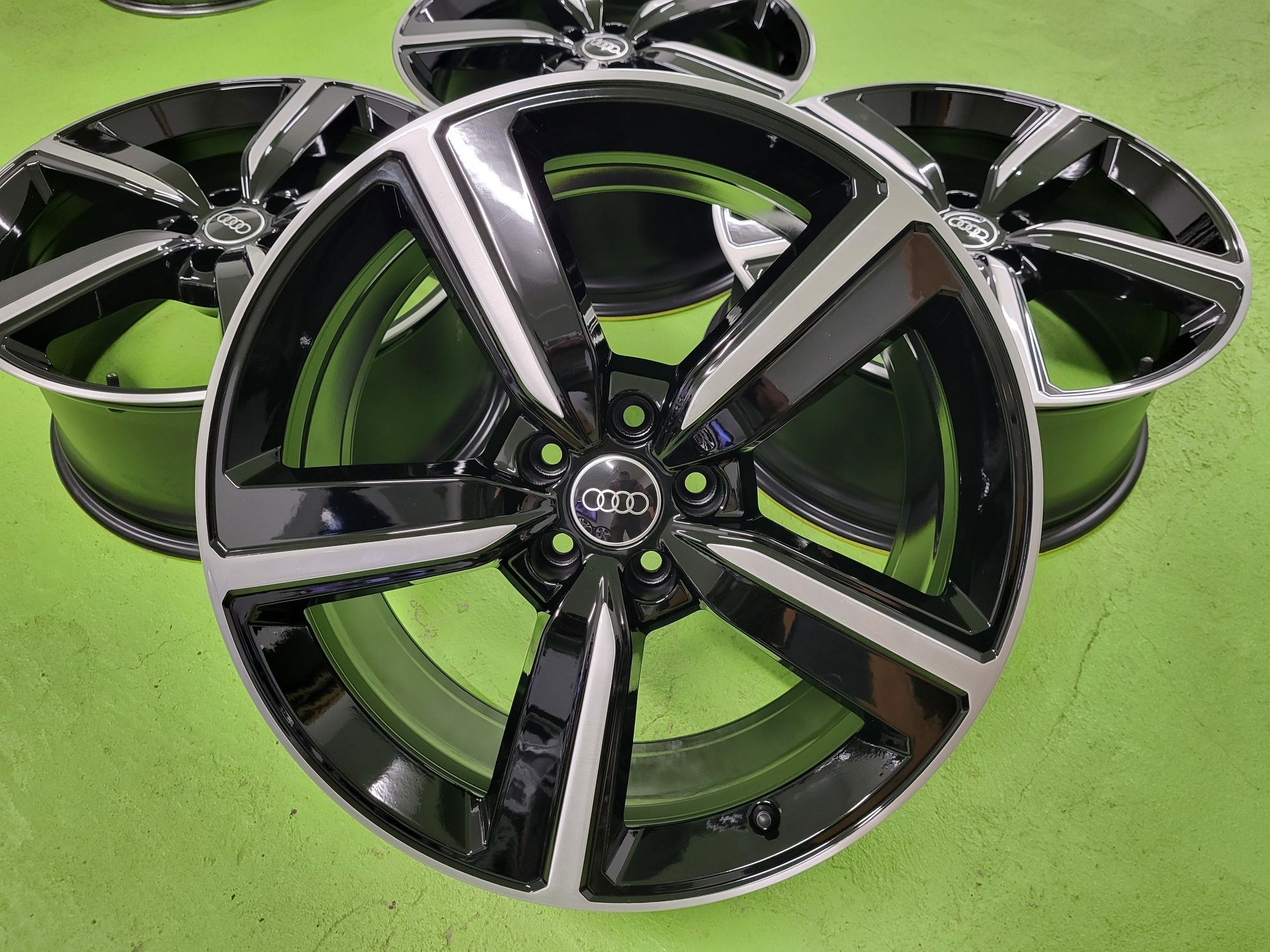 20 5x112 Audi A6 A7 A8 Q5 лети джанти 5х112 ауди