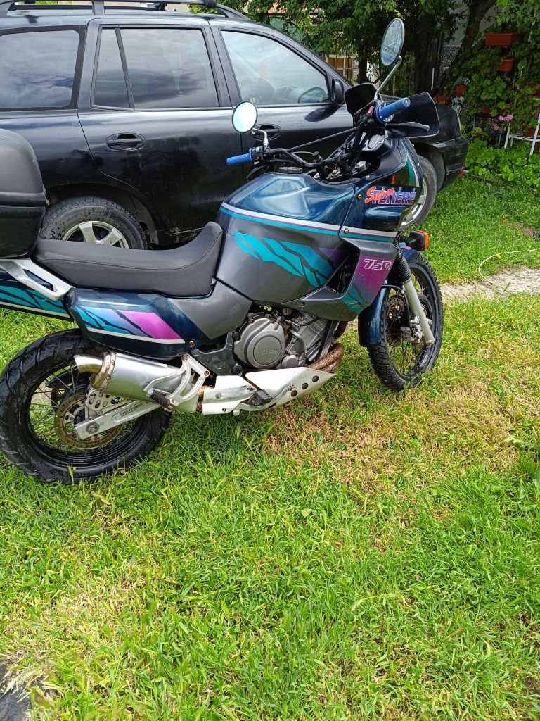 Yamaha super tenere 750