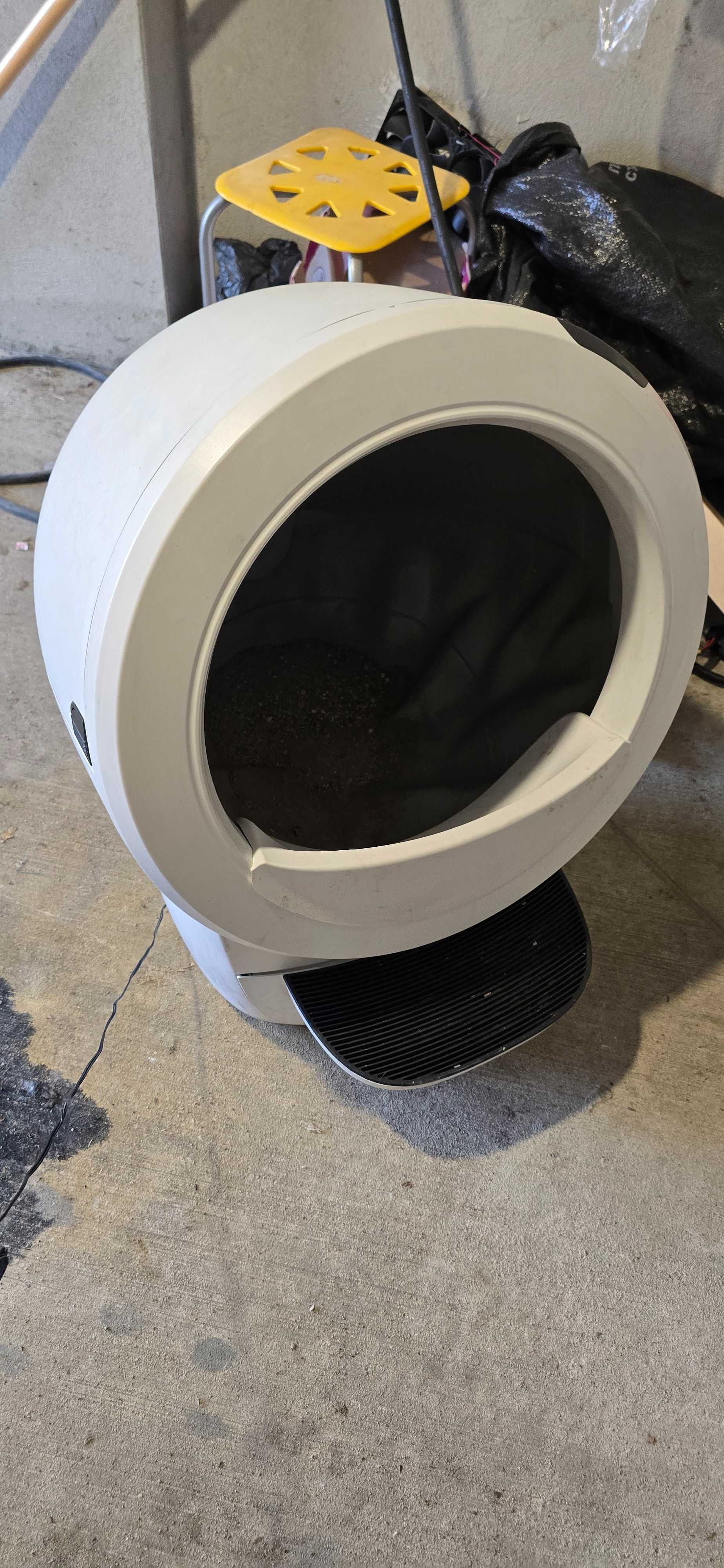 Litter Robot 4 - модерна автоматична котешка тоалетна, бяла за 2 котки