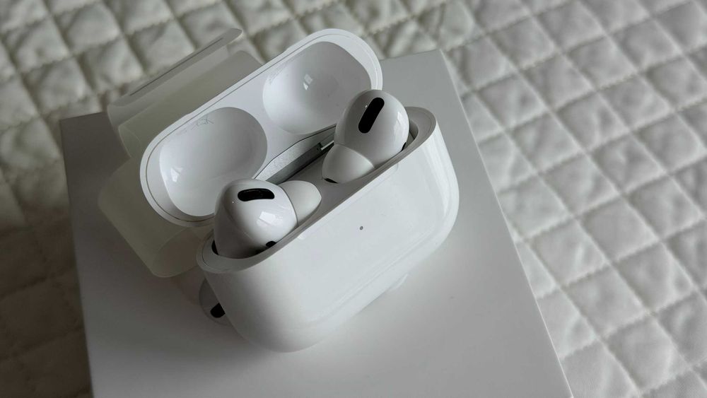 Apple Airpods Pro (Gen 1)