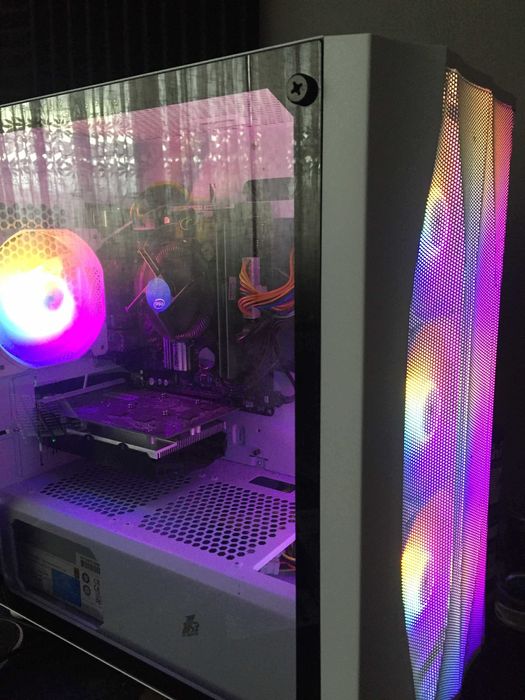 Настолен компютър