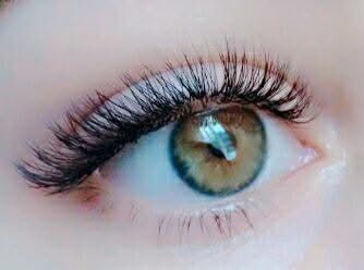 Наращивание ресниц и ламинирование с выездом на дом