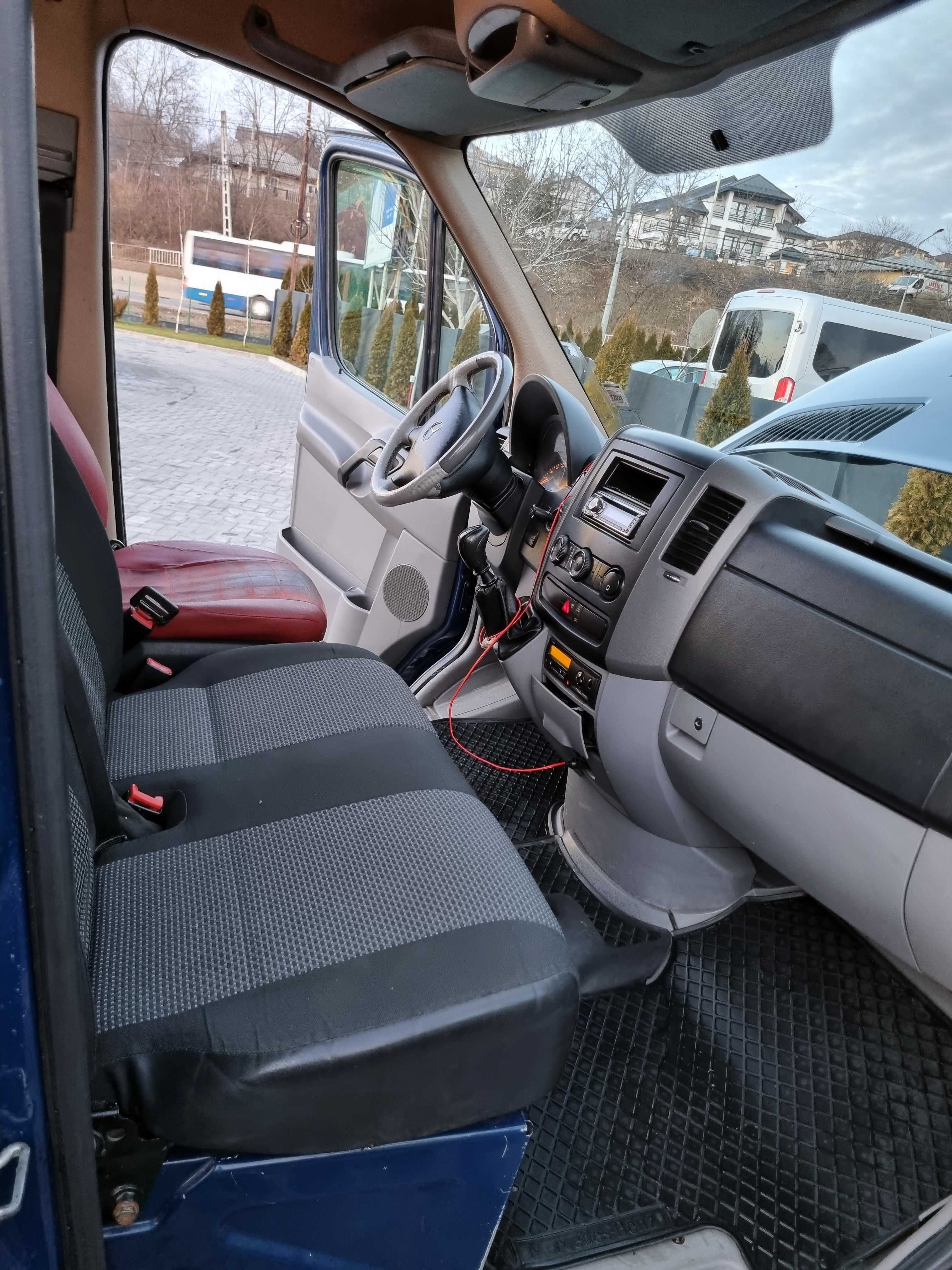 Mercedes Sprinter 319, 3.0 Diesel, 5+1, 2013