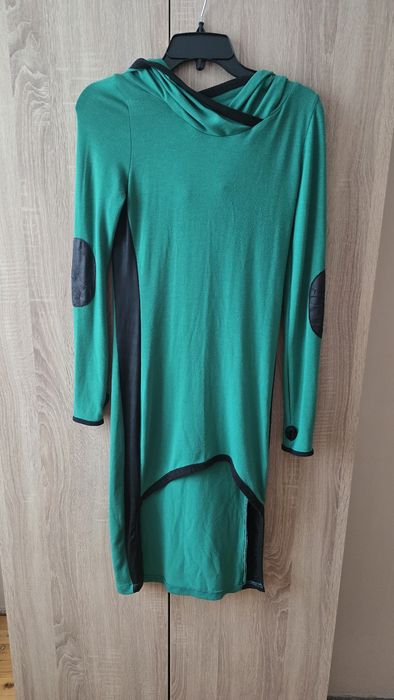 Зелена дълга туника