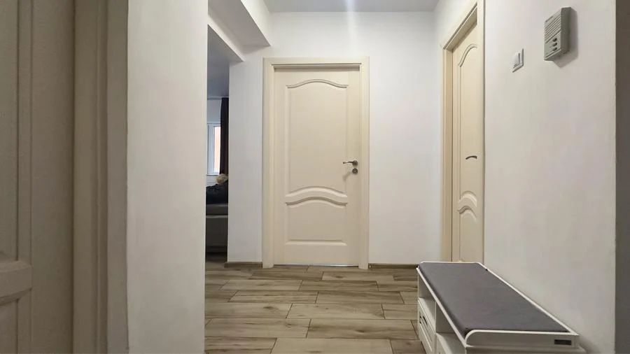 Apartament 3 camere de inchiriat | Termen lung | Zona Faleza Nord