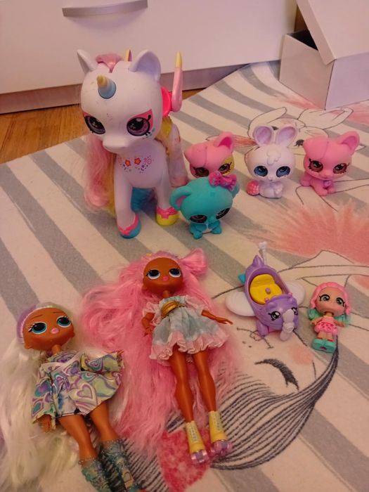 Vand lot Kindi si Lol , 9 bucati  - 170 lei!!!