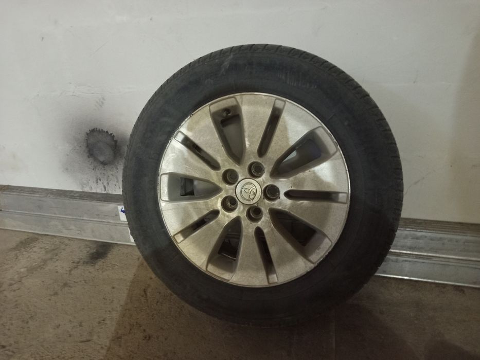 Диски с резиной от Тойоты Альфард