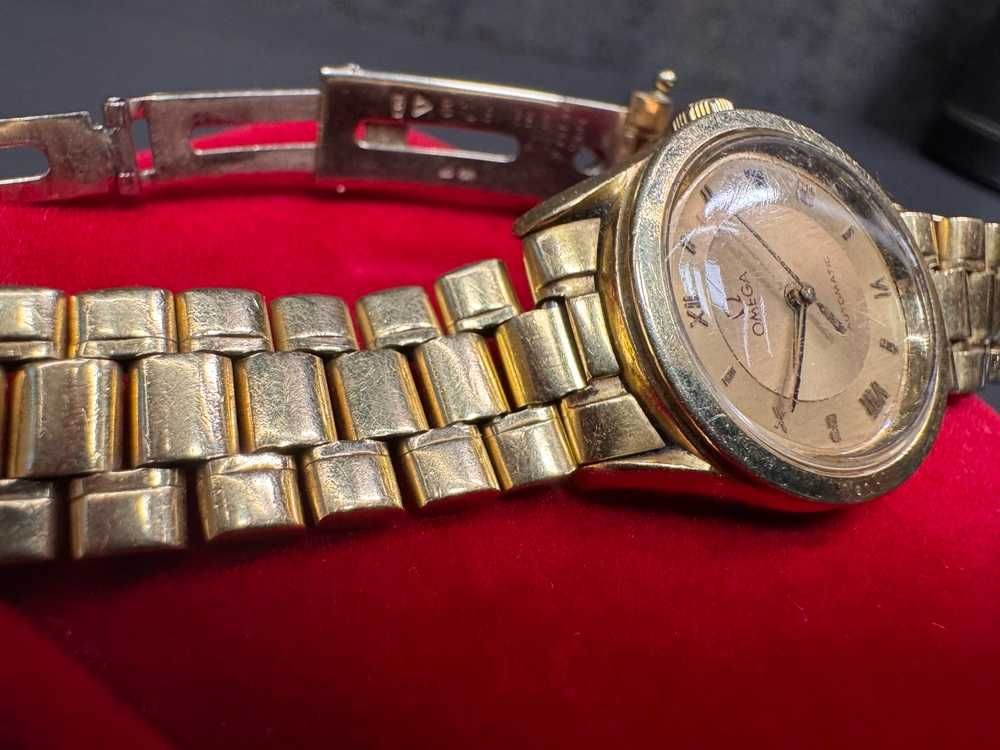 Златен часовник Omega, 18K – автоматичен, 78,74 грама, 1994 г.