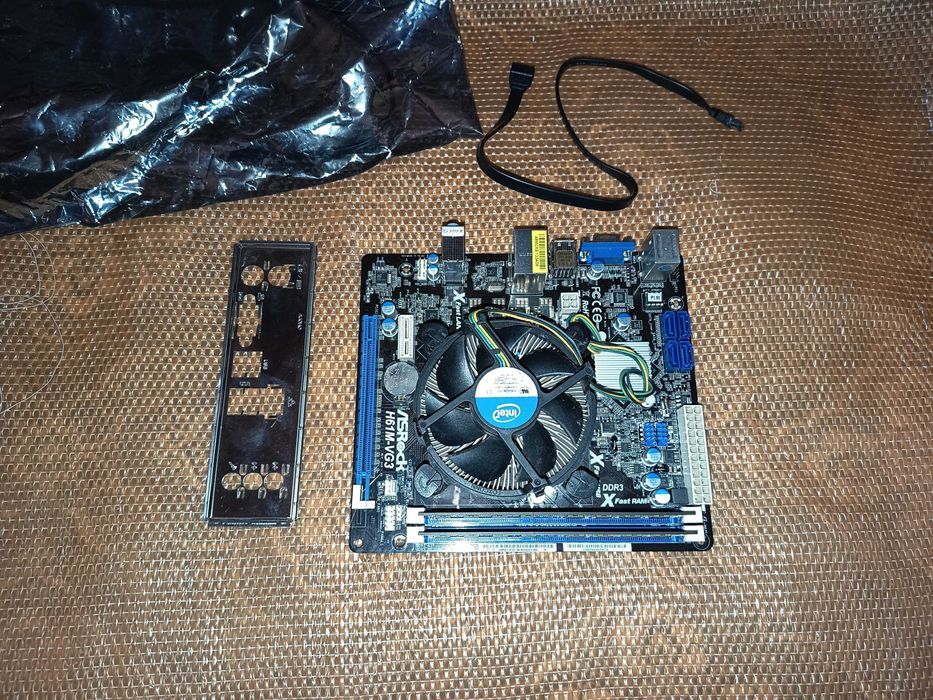 Kit sk 1155, mini, Core i3 2120 + placa baza Asrock H61M-VG3 + 4gb ram