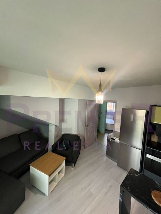 Дава се под наем Тристаен апартамент в Варна, Лятно кино Тракия - 62 кв.м за 459 € - Снимка #2