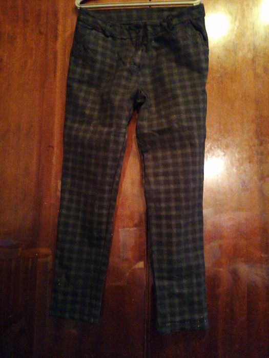 Модерен дамски панталон, масленозелено каре с брокат, еластичен