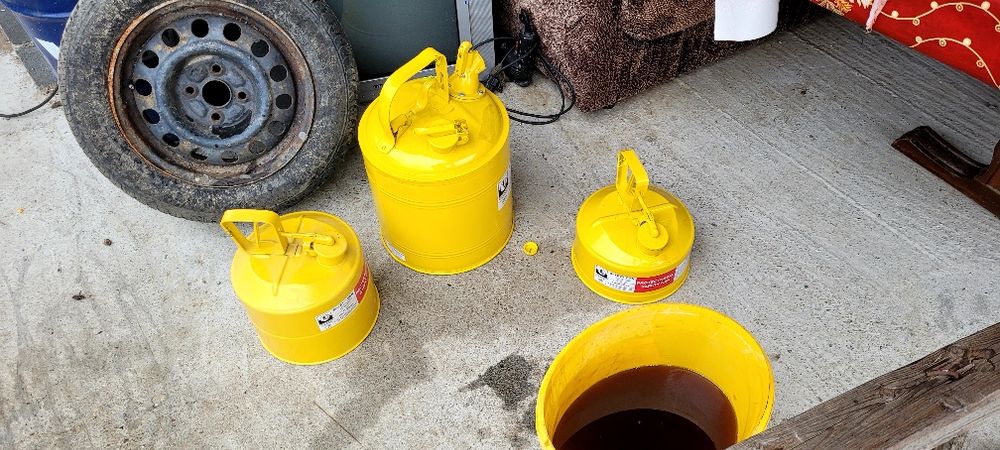 Canistră combustibil