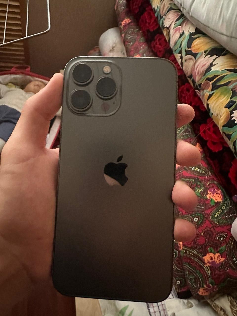 Продаю 13 pro max