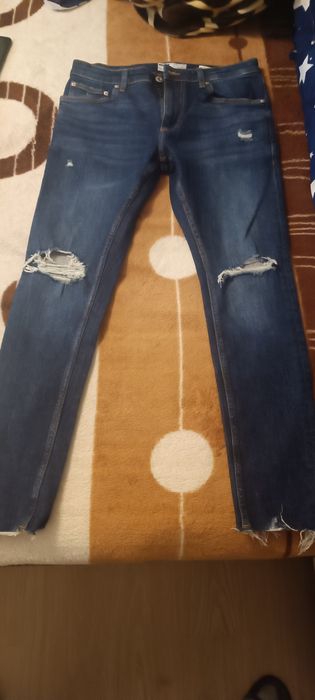 Blugi Bershka Barbati noi
