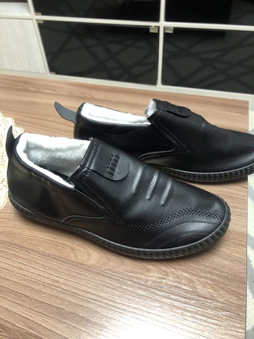 Продам абсолютно новые зимние туфли