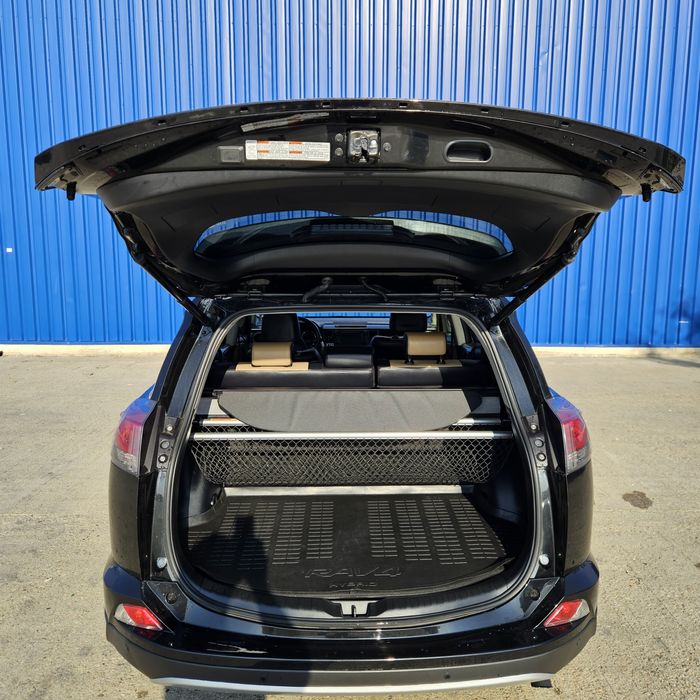 Toyota RAV4  Hybrid , Modelul Luxury Premium/ 2018, Istoric Toyota