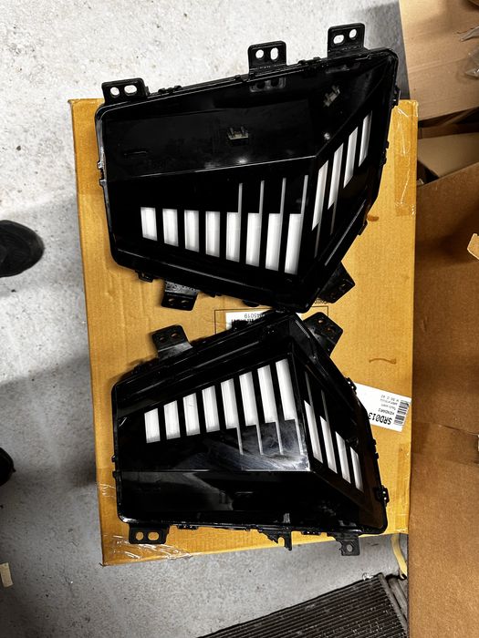 Proiectoare led bară față renault scenic e tech.